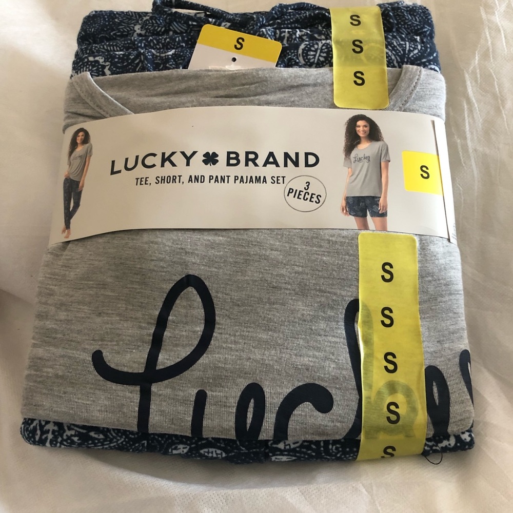 LUCKY BRAND 3 PIECES PAJAMA SET - Picture 3 of 10